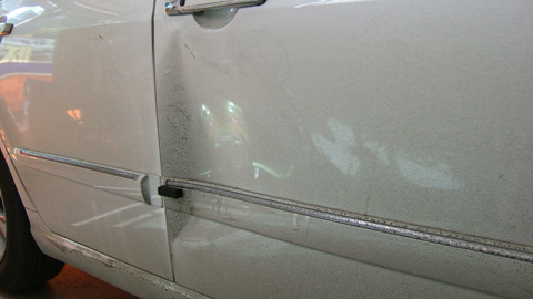 090402_autoskin202238.jpg