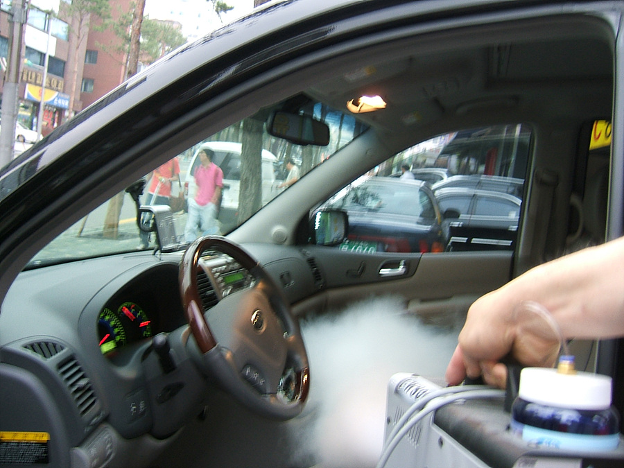 090604_autoskin104414.jpg